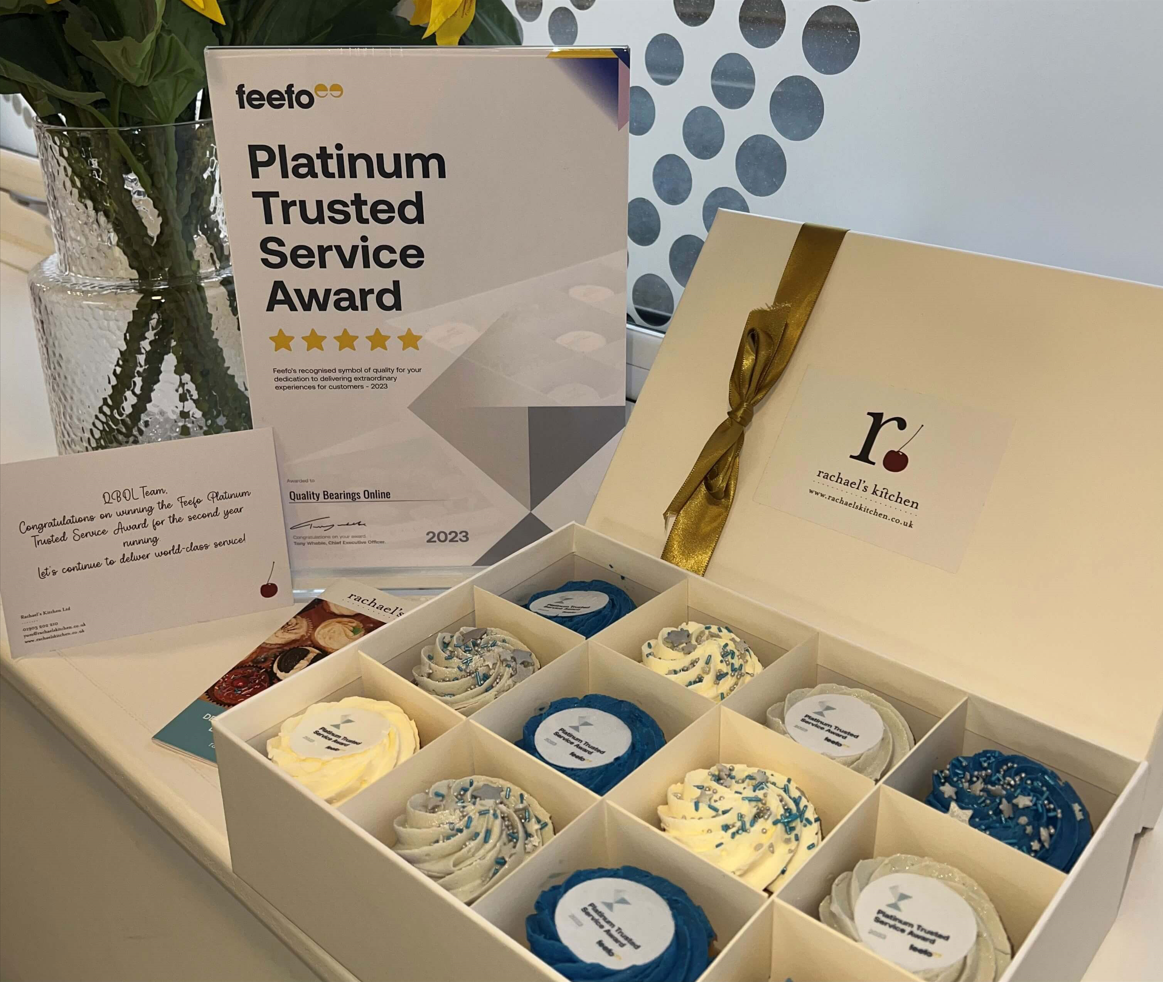 Cupcakes and Certificate celebrating the win of the Feefo Platinum Trusted Service Award